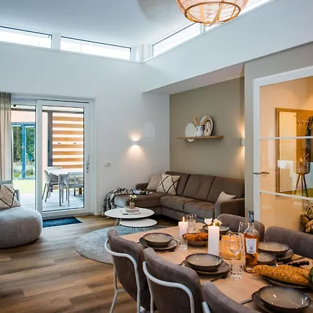 Vakantiehuis Beautiful In Voorhuizen With Sauna *