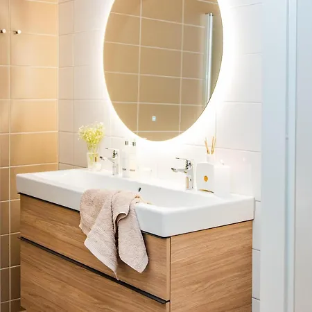 بيت للعطل In Near Forest